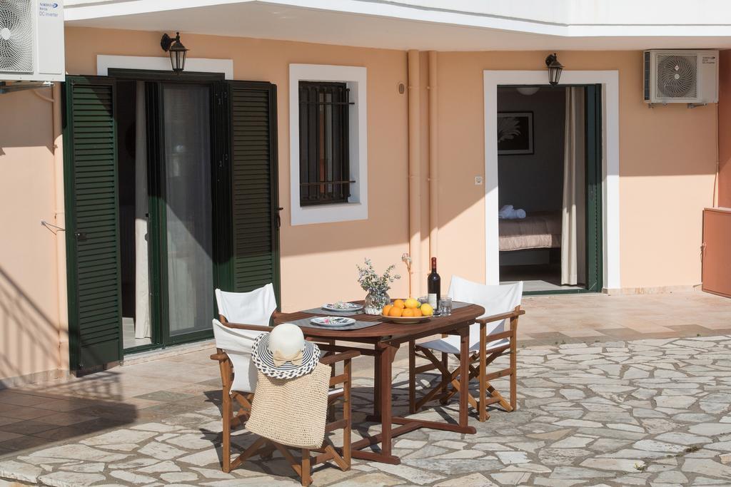 Pearl Mansions Villa Nikiana Eksteriør billede